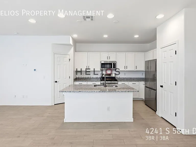 4241 S 58th Dr — Photo 6