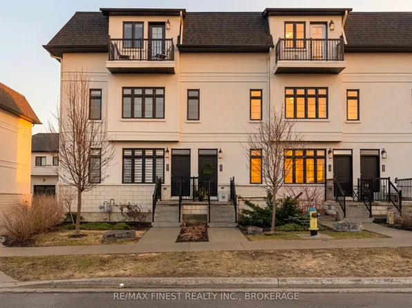 1015 Terra Verde Way #201, Kingston, ON K7P 0T8