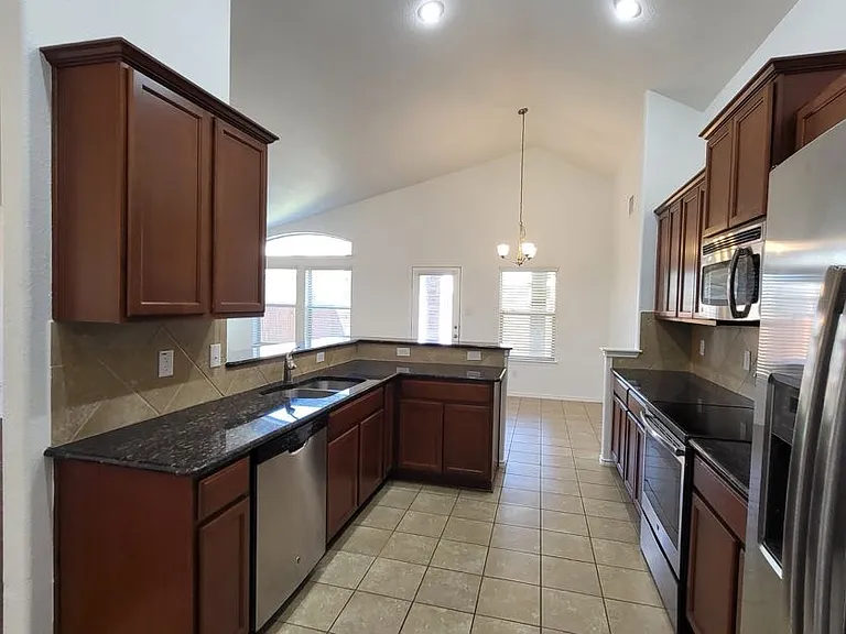 6709 Mustang Creek Rd — Photo 33