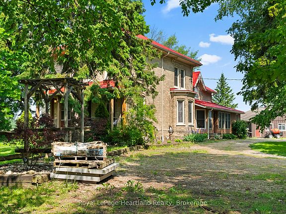 5th image of 9540 Ayton Rd