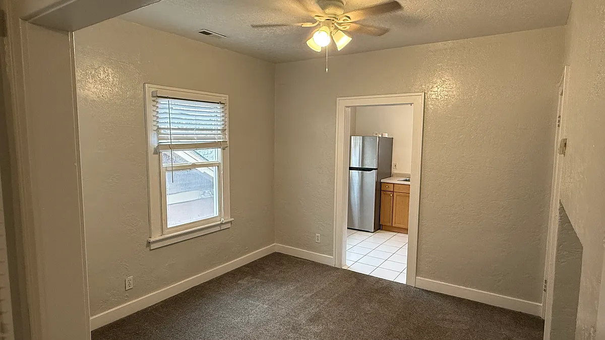 Photo 2 of 13 - 431 N 1st Ave #D - Salt Lake City, UT Building Photo - 431 N 1st Ave #D