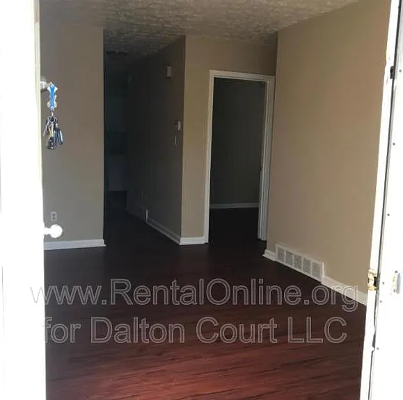 1811 Dalton Ct #B — Photo 2