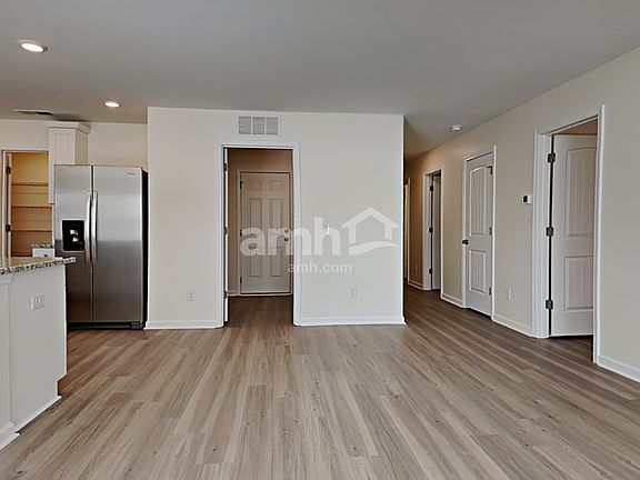 4th image of 1320 John Swann St