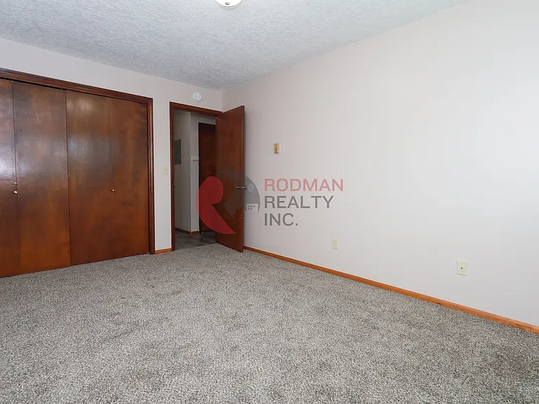 2045 Tibbetts Dr — Photo 13