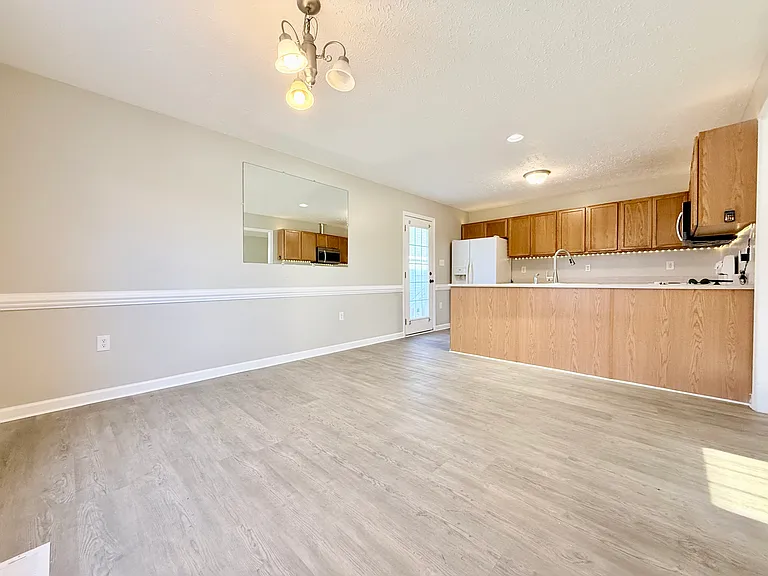 52 Linsey Ct — Photo 13