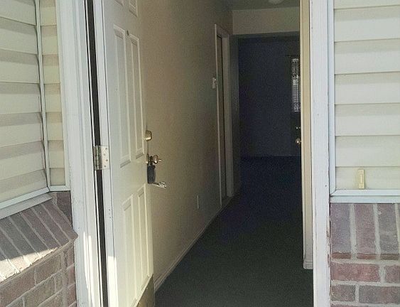 Entry porch