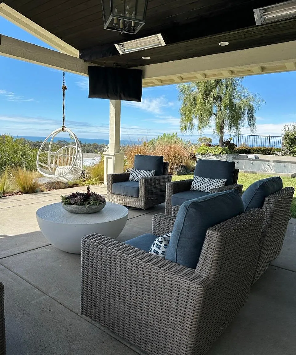 4 bed, 4.5 bath, 3510 sqft, $17,500 — Photo 2