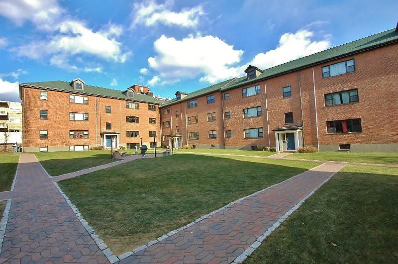 1st image of 110 Longwood Ave APT 6