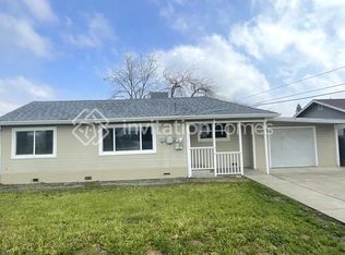 7116 Linda Vista Dr, Citrus Heights, CA 95610