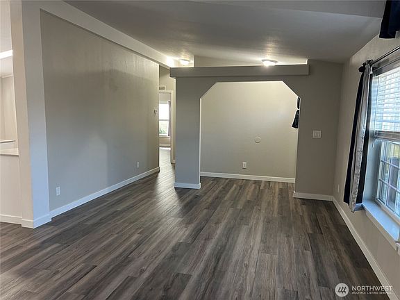 5th image of 20301 69th Street E
