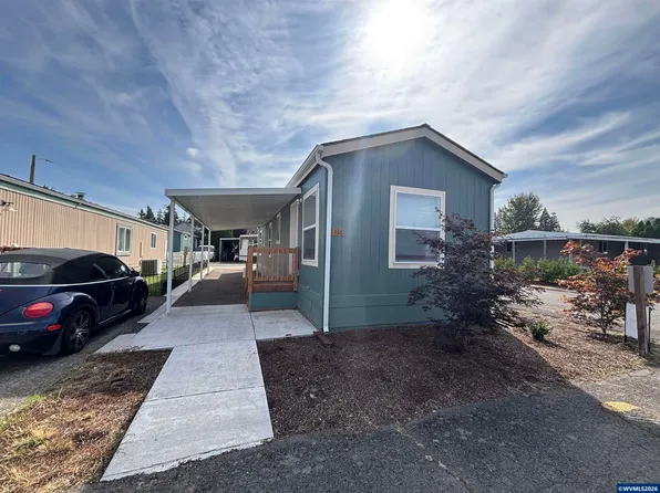 4882 Lancaster 138 Dr NE, Salem, OR 97305