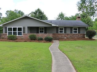 101 Locksley Cir, Hattiesburg, MS 39401