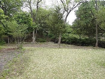 5th image of 410 Brook Ln