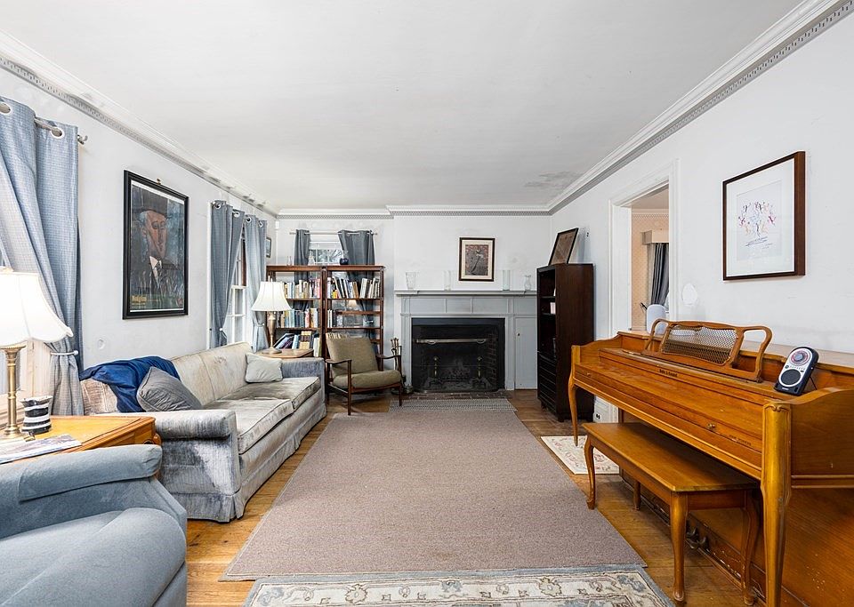 333 Slater Ave, Providence, RI 02906 Zillow