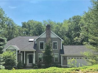 96 Barnes Hill Rd, Burlington, CT 06013