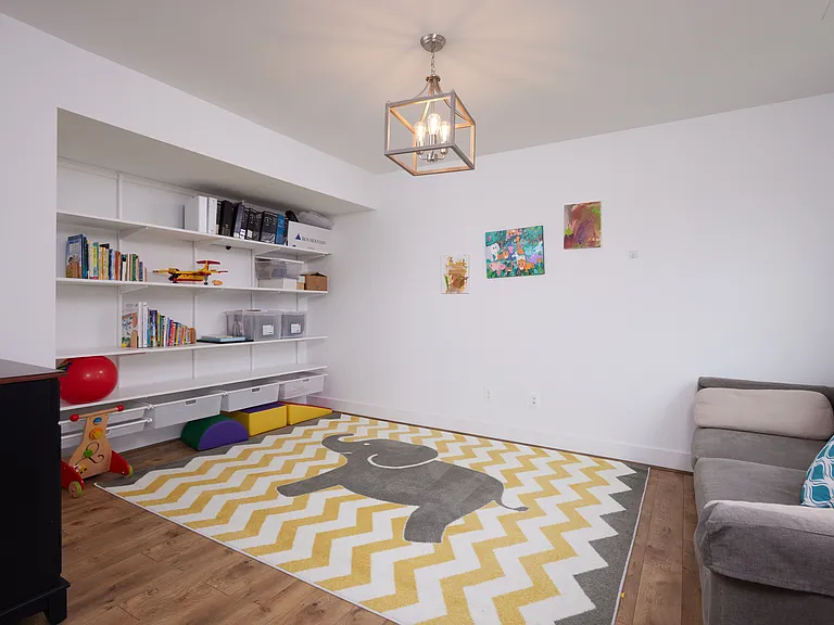 3541 Bellflower Ln — Photo 6