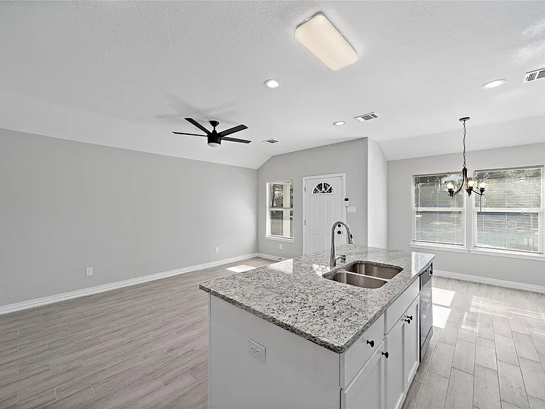 3425 Mount Pleasant St #B — Photo 5