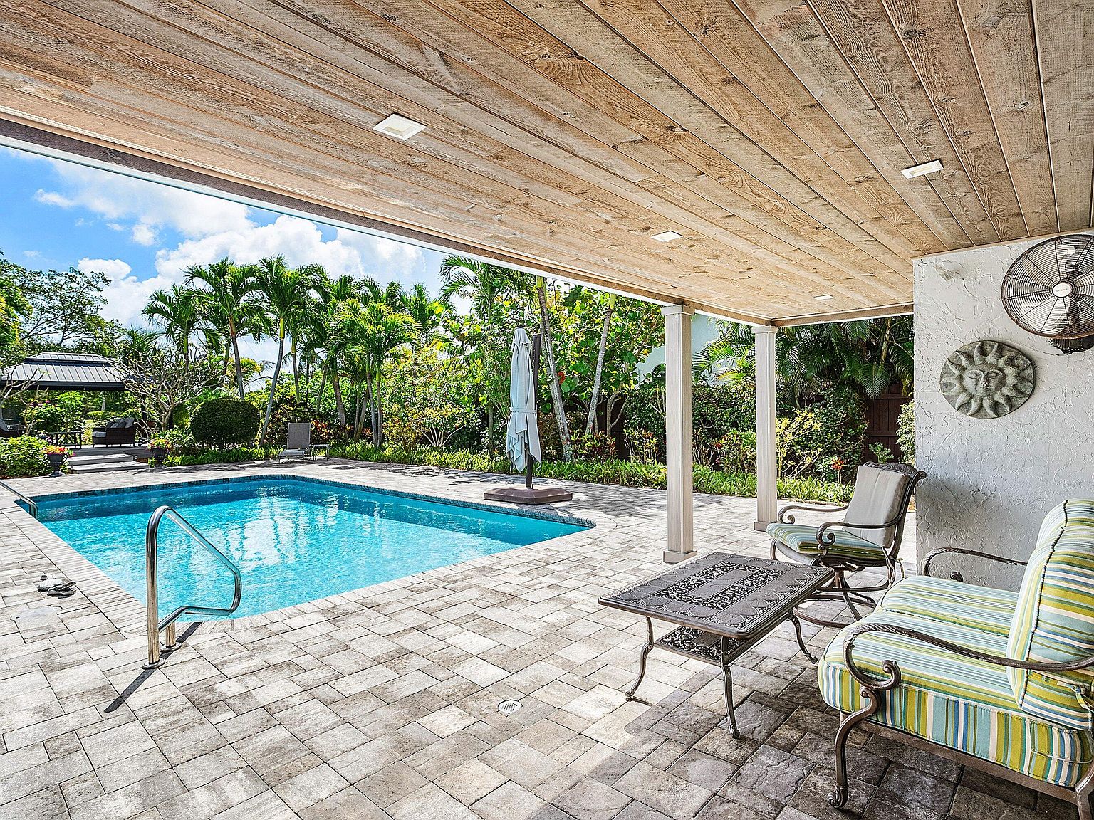 6000 NW 4th Avenue