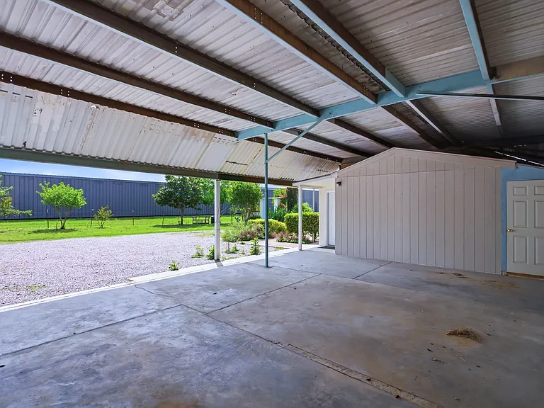 2543 County Road 332 — Photo 31