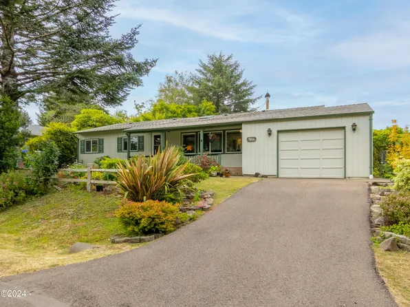 755 NW Kimo Ln, Seal Rock, OR 97376