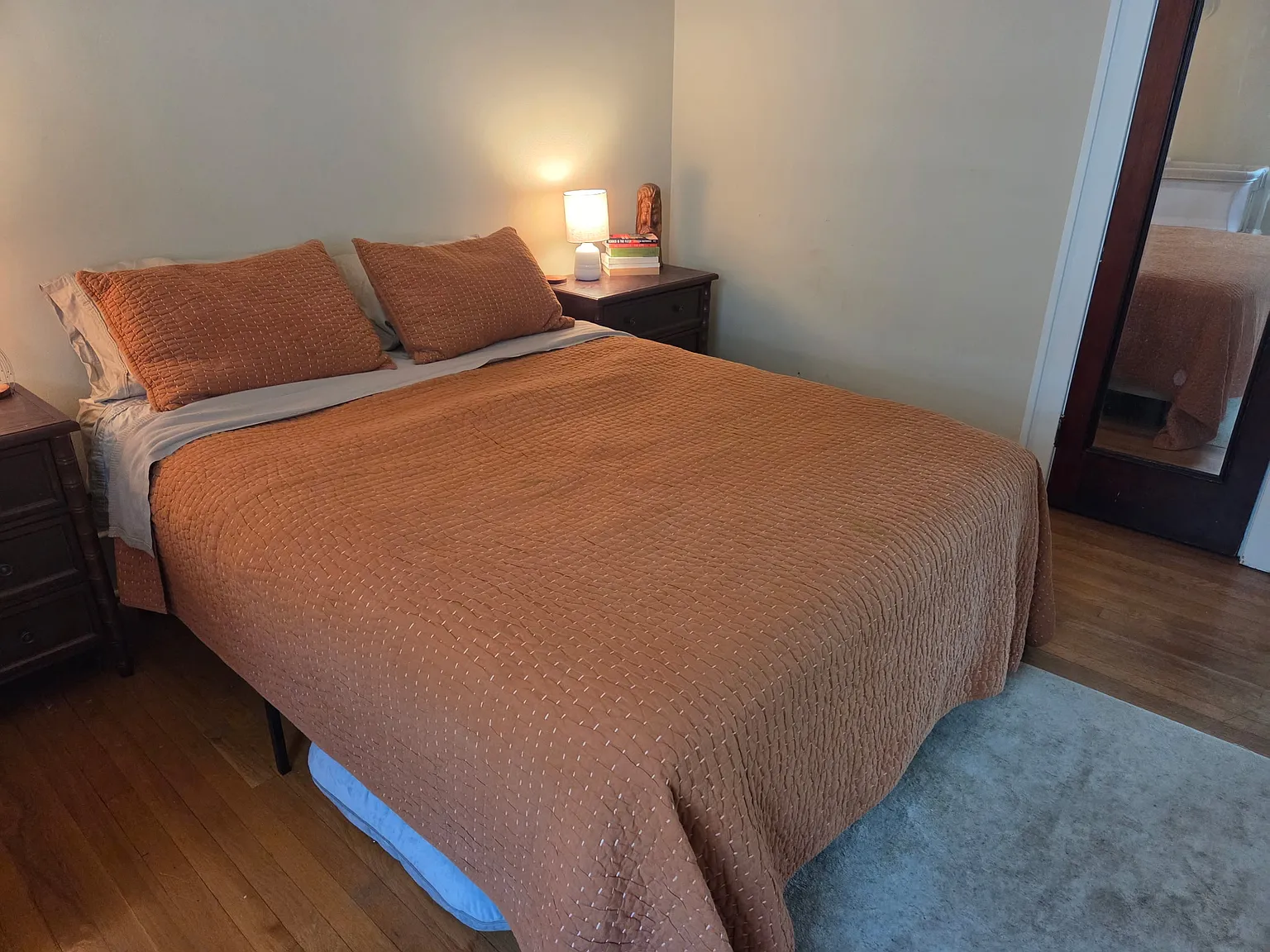 3 bed, 1250 sqft, $1,950 — Photo 4