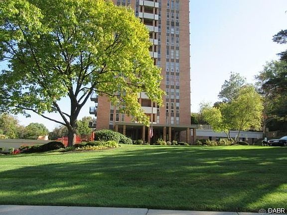 3rd image of 2230 S Patterson Blvd APT 81