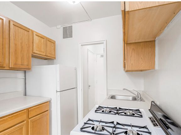 5th image of 3130 Wisconsin Ave NW #12