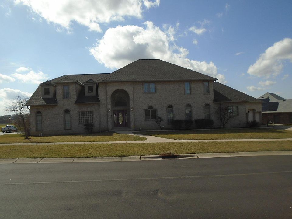 1st image of 3227 Baffin Dr