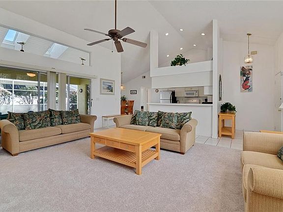 2nd image of 5425 E Loma Vista Dr