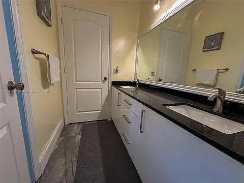 254 Riverwalk Cir — Photo 16