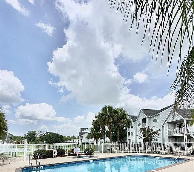1218 Bermuda Lakes Ln #203 — Photo 23