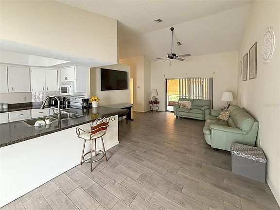 2nd image of 7530 Roy Ct