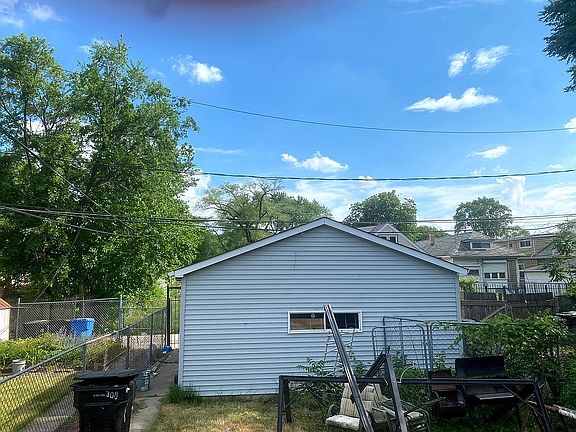 2nd image of 229 W 104th Pl