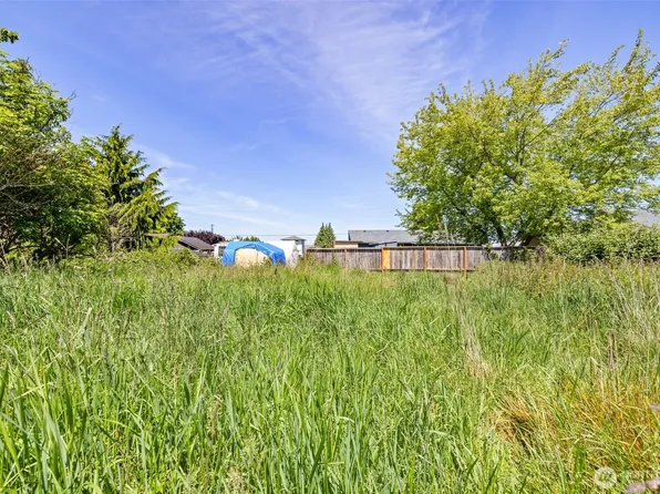 2013 E 4th Avenue, Port Angeles, WA 98362