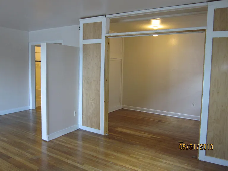 704 W 6th Ave #202 — Photo 10