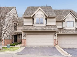 7476 Cahill Rd, Edina, MN 55439