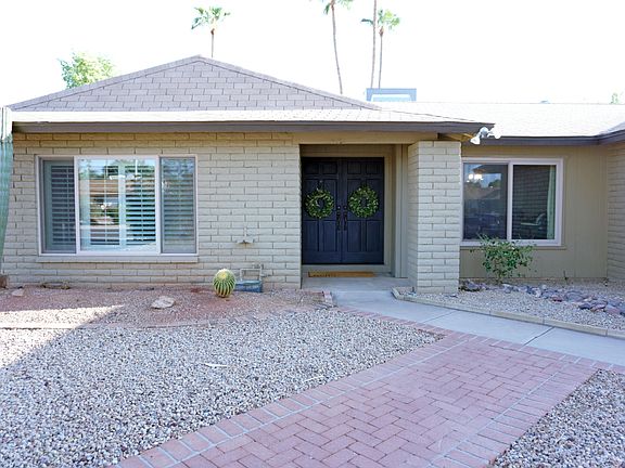 2nd image of 4917 E Windrose Dr