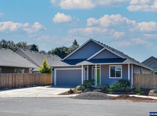 1046 Robbins Ct, Lebanon, OR 97355