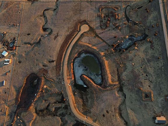 2nd image of E Silver Lake Rd