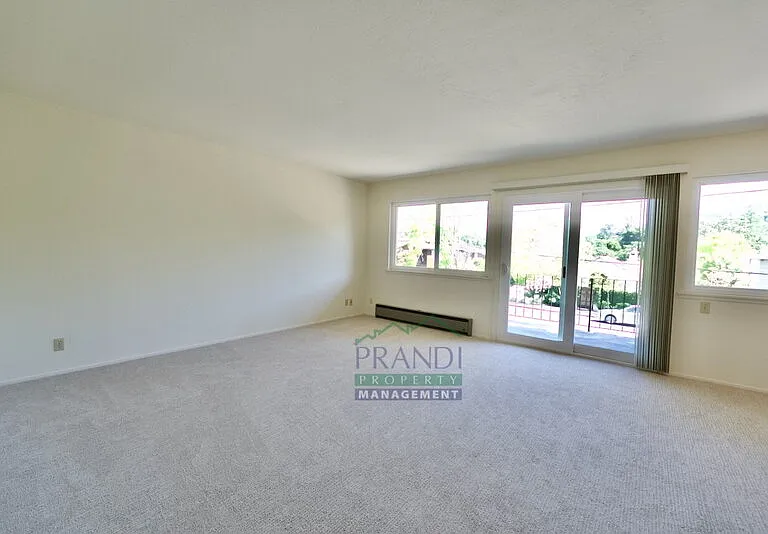 1562 Sir Francis Drake Blvd #4 — Photo 6