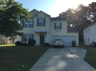 1016 Hipp Rd, Charlotte, NC 28216