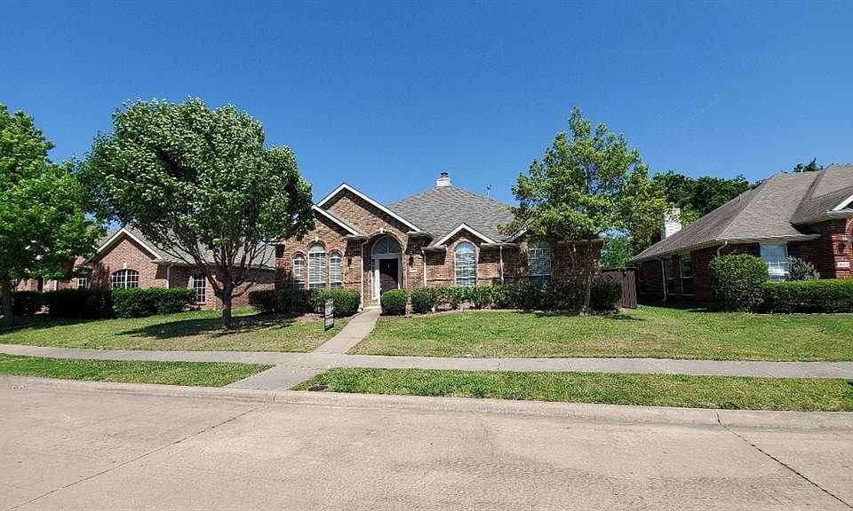 1st image of 3017 Avery Ln