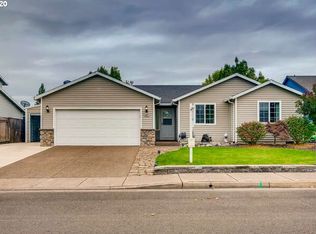649 Burghardt Dr, Molalla, OR