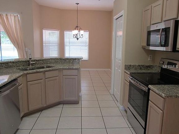 5th image of 24723 Derby Dr
