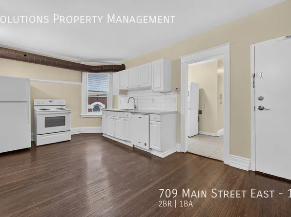 709 Main St E, Hamilton, ON