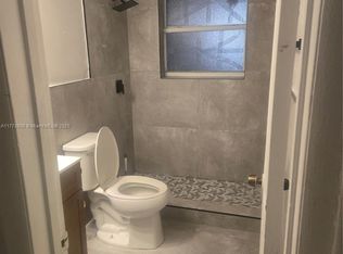 1245 W 24th St APT 115, Hialeah, FL 33010