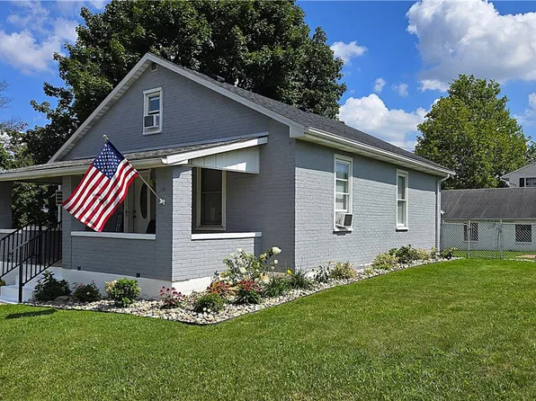 4002 Chew St, Allentown, PA 18104