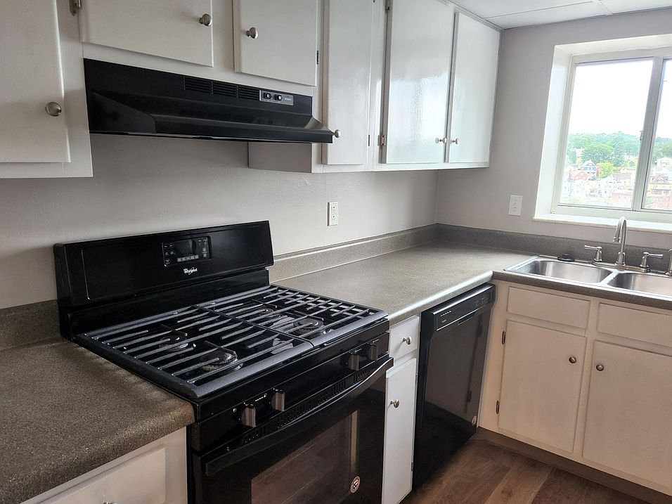 Unit WG2-804, Unit WG2-708, Unit WG2-809