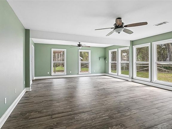 3rd image of 23312 Blood River Rd