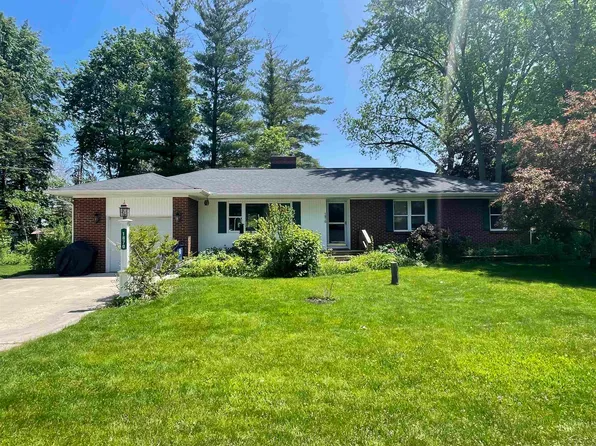 1870 McArthur St, Saginaw, MI 48638